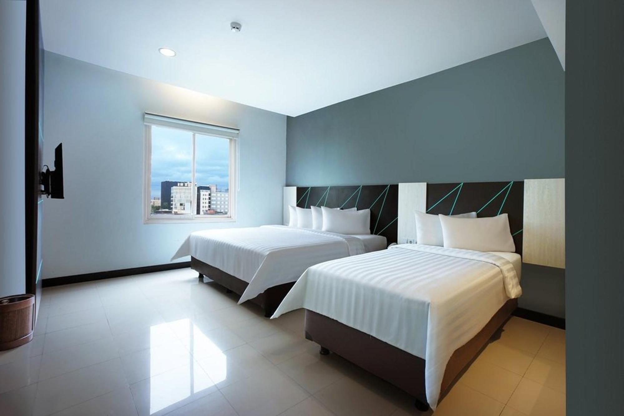 Regantris Malioboro Hotel Yogyakarta Exterior photo