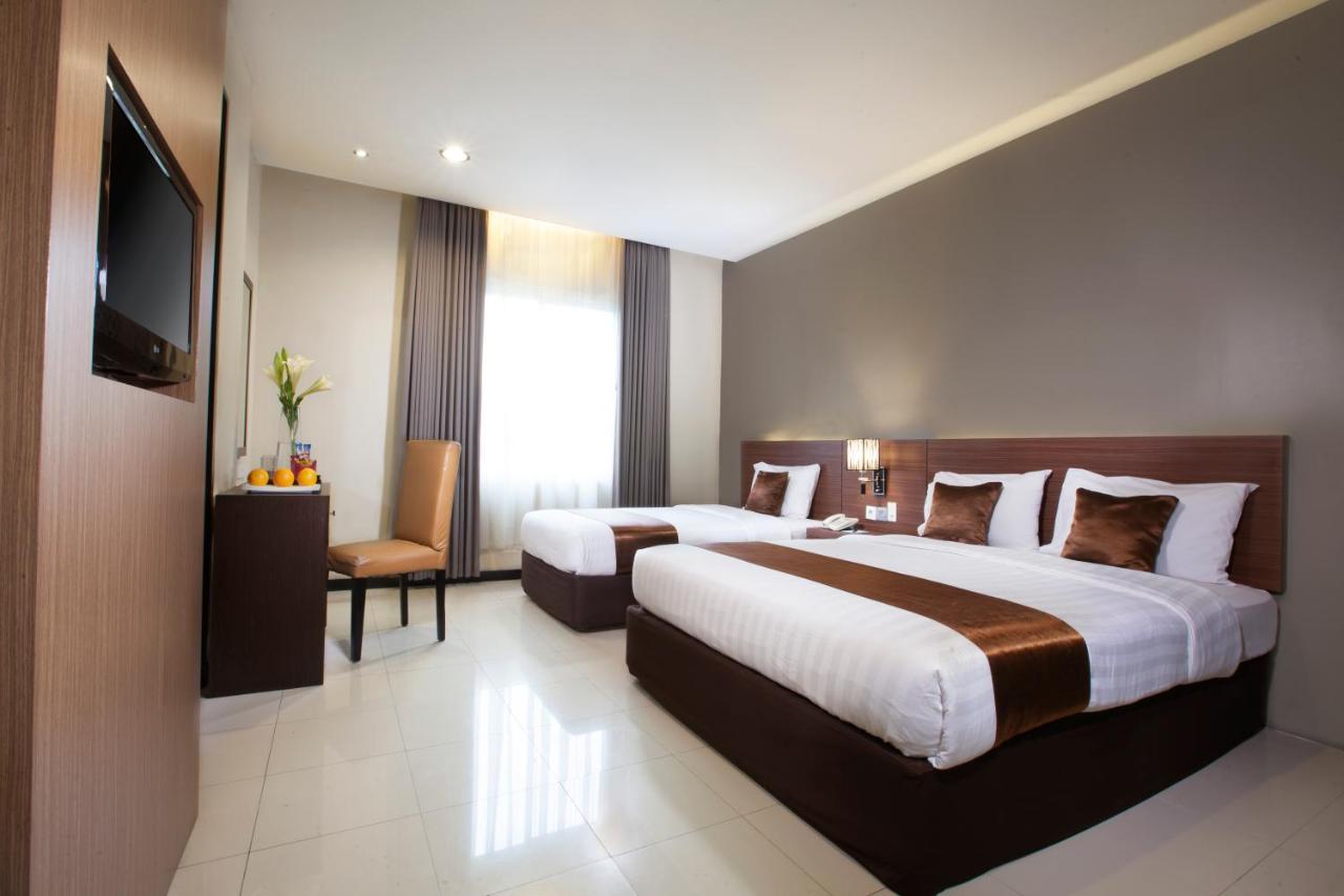 Regantris Malioboro Hotel Yogyakarta Exterior photo